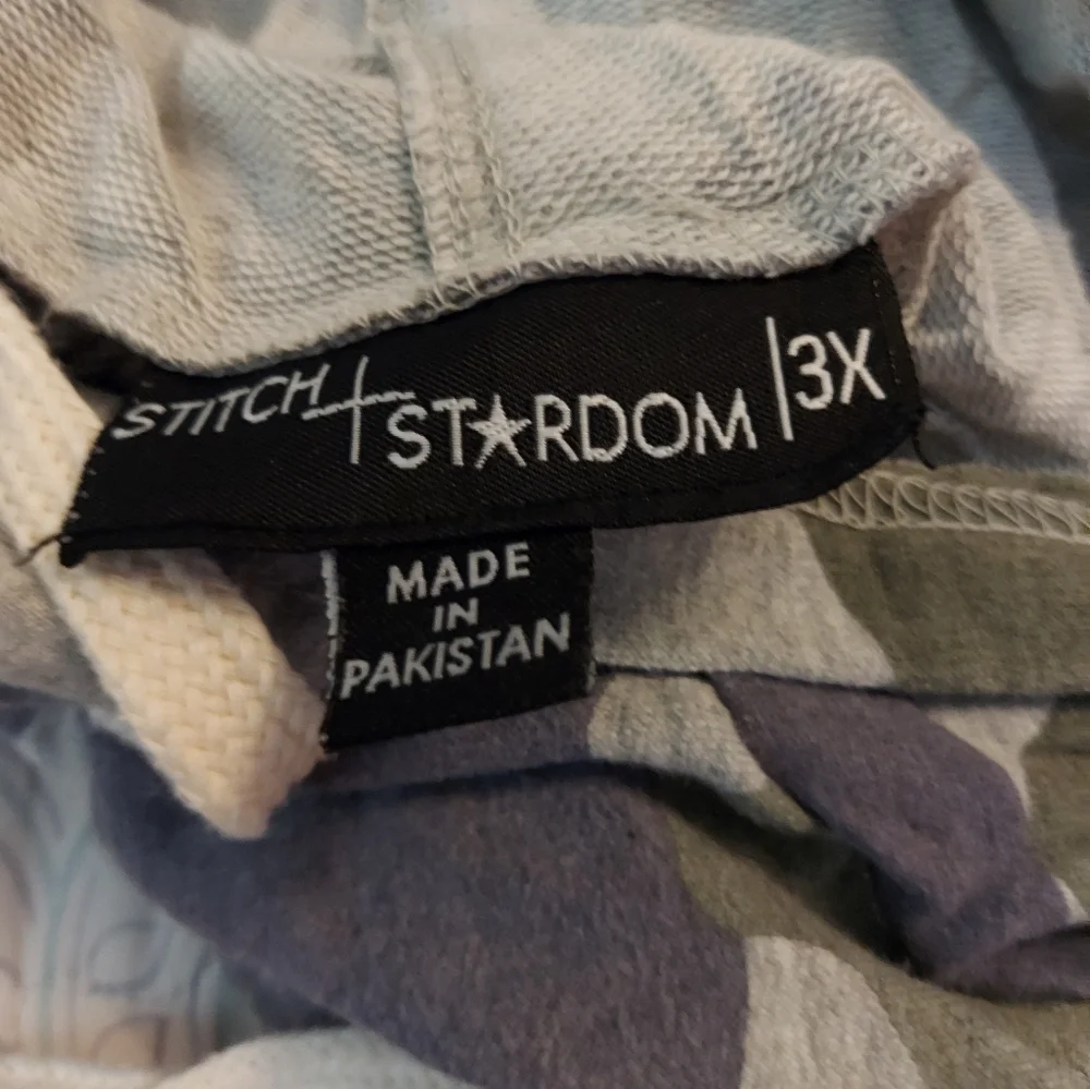 STITCH STARDOM Plus 3X Hoodie Camo - Picture 3 of 6